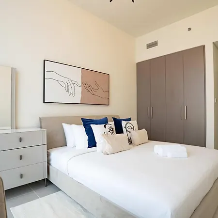 Appartamento Veluxa - Luxe 2Bed In Downtown! Dubai Esterno foto